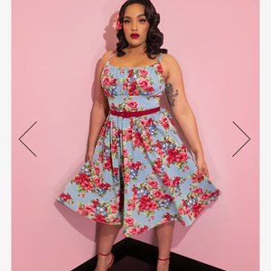 Vixen ingenue size small swing dress